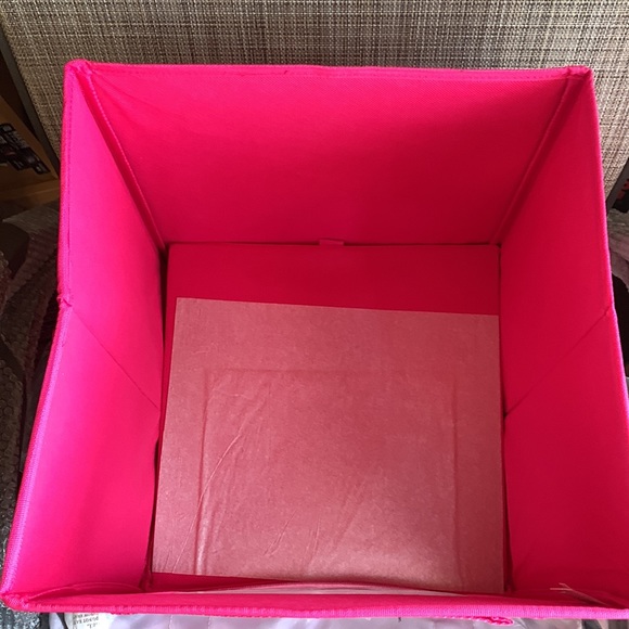 This beautiful HOT hot pink organizer cube by Thirty One. - Picture 4 of 4